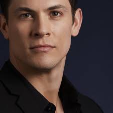 Former Ballarat resident Chris Durling hits the stage for Les Miserables