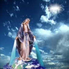 Nel ricordo della tua assunzione al cielo, l'anima beata pellegrina si riempie di gaudio, o maria, e partecipa con gli angeli alla gloria che ti ha elevata sopra tutte le creature, esultando in dio. 15 Agosto Si Festeggia L Assunzione Della Vergine Maria Al Cielo Romanews Lasupervisione24 Com