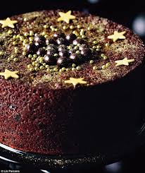 All Star Nigella Christmas Incredibly Easy Chocolate Fruit Cake Daily Mail Online Fruit Cake Christmas Chocolate Fruit Cake Chocolate Christmas Cake