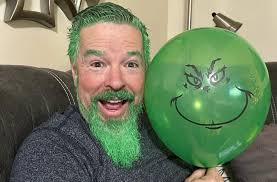 Grinch Tree Decoration Ideas and Discussions