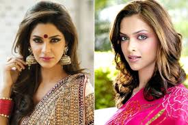 Grey hairstyles will not fall from 2021 trends and they are great for round faces. Gorgeous And Easy Hairstyles For Long Faces Indian