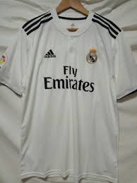 It's part of the adidas kit players wear while putting in work ahead of a league match. Real Madrid Home Jersey 2018 19 Priced To Sell Sports Sports Apparel On Carousell