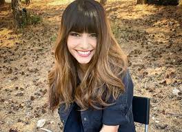 Και μπορεί να το έκανε για. Hliana Papagewrgioy Ayth Einai H Nea Allagh Poy Ekane Sta Mallia Ths