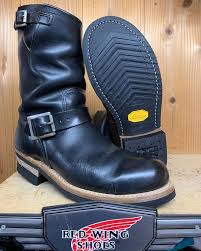 azzurri shonan on instagram 寒いですね インフルエンザも流行っている様で 皆様年の瀬お忙しいとは思いますがご自愛下さい レッドウィング2268 リウェルト vibram700オールソールさせて頂きました leather boots fashion