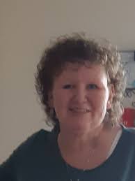 Understanding and loving curly hair with medium porosity