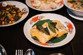 ศร ตราด ร านอาหารพ นบ านจ งหว ดตราดท ปร งและนำเสนอรสชาต ท กจานด วยส ตร อาหารรสม อแม the cloud อาหาร