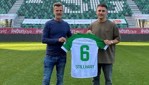 Nebst dem neuzugang aus österreich, testet der fcsg weitere spieler im trainingslager. Der Fc St Gallen Angelt Sich Basil Stillhart Vom Fc Thun