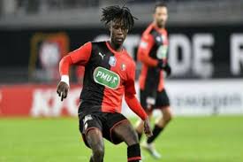 Check spelling or type a new query. Eduardo Camavinga Convocado Pela Primeira Vez Para Selecao Principal Francesa