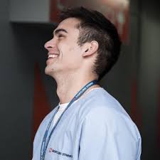 They say a magician doesn't reveal his tricks. #BehindTheScenes  #ShortlandStreet