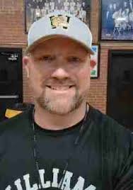 Williams promotes assistant Jimmy Lloyd to head basketball coach