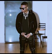 The kuulpeeps top 10 show brings you a daily top ten lists of everything you can ever think of in the world. 10 Best Dressed Musicians And Their Iconic Styles Horus Africa