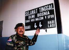 Namun, tentara belanda tidak memberikan perlindungan. Kenali Duta Besar Malaysia Di Bosnia Herzegovina