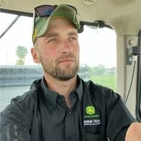 70+ perfiles de «Findlay»