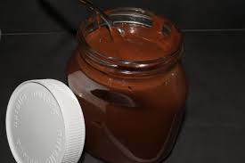 Pate A Tartiner Facon Nutella Chocolat Au Lait Maison Nutella Et Confiture De Fraises Maison
