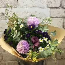 The flower place in new castle de has a florist on staff to help you find a bouquet for any occasion. Bouquet Of The Day Same Day Delivery Affordable Flowers