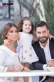 كشف معتصم النهار أنه وقع عقداً مع شركة «صبّاح إخوان» التي يديرها صادق الصباح خلال ظهور معتصم النهار في برنامج «الأحد منحكي» الذي تقدمه جيسيكا عازار (الاحد 21:45) على قناة. Ø²ÙˆØ¬Ø© Ù…Ø¹ØªØµÙ… Ø§Ù„Ù†Ù‡Ø§Ø± ÙˆØ§Ø¨Ù†ØªÙ‡ ÙÙŠ ØµÙˆØ± Ø¹Ø§Ø¦Ù„ÙŠØ© ÙˆØ­ØµØ±ÙŠØ© Ù…Ø§Ø°Ø§ Ù‚Ø§Ù„Øª Ø¹Ù†Ù‡ Ù…Ø¬Ù„Ø© Ø³ÙŠØ¯ØªÙŠ