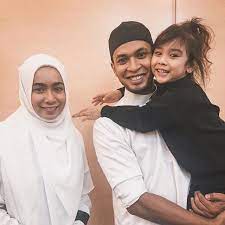 Ada sahaja masalah sehingga lily mula melancarkan perang dingin terhadap rayqal. Rasmi Abang Bomba I Love You Raya