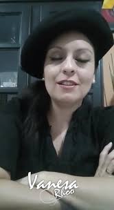 Vanesa Rhoo Oficial