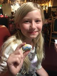 Eagle Inn Staff's Kindness to a Young Girl