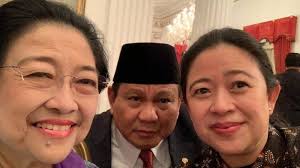 Bermula dari ucapan putri presiden soekarno tersebut terkait aksi demo yang dilakoni generasi muda yang menolak. Mengapa Megawati Mencuri Perhatian Saat Hadiri Pelantikan Menteri Dan Wamen Jokowi Lihat Bajunya Tribunnews Com Mobile