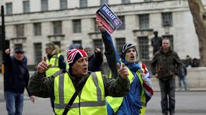 Maybe you would like to learn more about one of these? Gilets Jaunes A L Etranger L Image D Un Pays Devenu Irreformable