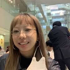 Mengchen Shi's Instagram, Twitter & Facebook