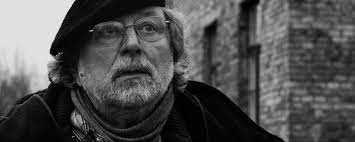 La canzone uscì come singolo nel settembre del 1966 dall'equipe 84 nel singolo bang bang/auschwitz. Son Morto Che Ero Bambino Francesco Guccini Ad Auschwitz Tvzap