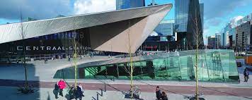 Centraal station rotterdam 'veel te koud op station rotterdam centraal' rotterdam heeft een gloednieuw treinstation. Arcadis In Rotterdam