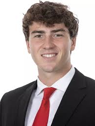 Swimming Badgers open season with wins at Arizona