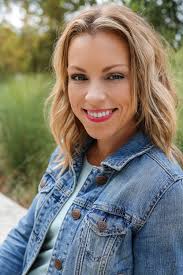 Welcome to my personal tour of 461 Caveside Drive! 💙 Tour this beautiful  home and check out that gorgeous view!🏡