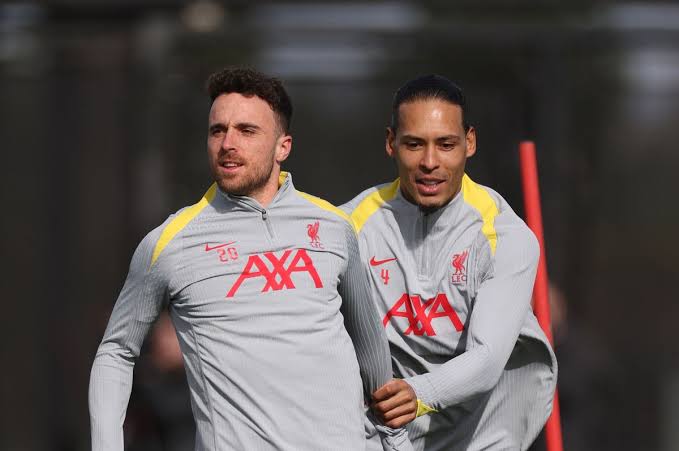 Liverpool captain Virgil Van Dijk makes promise to Diogo Jota's family  after tragic death - Manchester Evening News