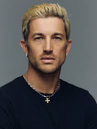 While three stone rings often feature one large center stone flanked by  significantly smaller accent stones, we love the way our three stone Jolene  features three old European cut diamonds that are