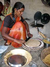 Cooking Chipati Essence Of India India Culture Cooking