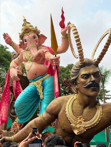 The most awaited Aagman of the day Parel Cha Lambodar 2026 is here 😍❤️🚩 Parel Cha Lambodar Aagman Sohala 2026 🚩 #parelchalambodar #aagman #lalbaugparel #mumbai #mumbaiganeshutsav