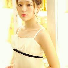 chay(27)の紐パンの赤ビキニ姿がエロいｗｗ【エロ画像】 | 芸能エロチャンネル｜グラビアやアイドルの水着エロ画像などを毎日更新