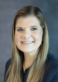 Carolyn Spray's Instagram, Twitter & Facebook