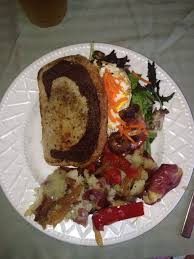 Peel the onions and slice into rings. Breakfast For Cirrhosis I Help C