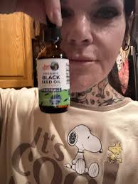 I wanna stop smoking w33d so bad .. idk if it's the leafs im smoking out of  but any suggestions??