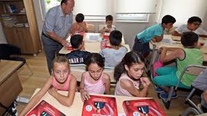 Böylece milyonlarca öğrenci ve velinin merak ettiği okullar ne zaman açılacak sorusunun yanıtı da verilmiş oldu. Okullar Ne Zaman Acilacak Iste 2018 2019 Egitim Ve Ogretim Yilinin Baslangici Sozcu Gazetesi