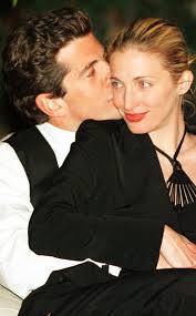 The Complicated Reality of John F. Kennedy Jr. and Carolyn Bessette's Short  but Legendary Relationship