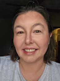 Renaissance lip & cheek shade with illuminator