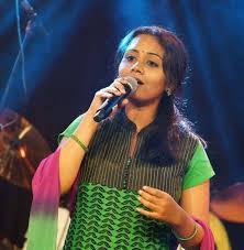 இளங க த த வ ச த ம ழ ப டல elangathu veesudhe full video song vikram surya bala hd. Raghavi Upendiran Home Facebook