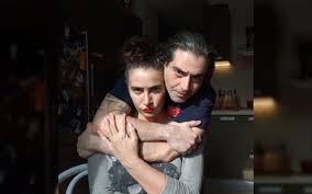 Added 7 years ago by deleted. Bir Yil Olmadan Sila Gencoglu Ve Hazer Amani Bosanma Karari Aldi