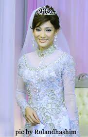 This is a music video from the song : Profile Kronologi Cinta Rumahtangga Erra Fazira