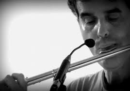 Canto Coral, violões e concerto multimeios, de flauta e piano, no dia 8 de  novembro