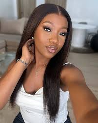 It's your favorite Nollywood actress Regina Daniels, looking so beautiful  🤩🥰😘😍🤗🥂