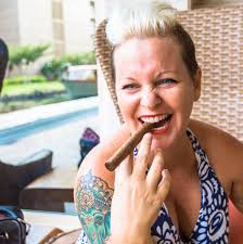 Comedian, instructor deliver raw but entertaining message in 'Let's  F***king Talk About It: Body Image'