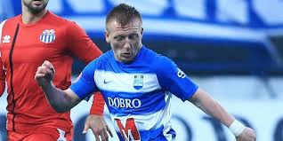 1 born 8 april 1994) 2 is a hungarian football midfielder who currently plays for croatian football club osijek. Kleinheisler Laszlo Megszerezte Elso Goljat Eszeken Video