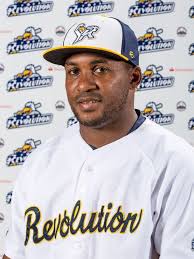 Revs bring back outfielder with big-league experience