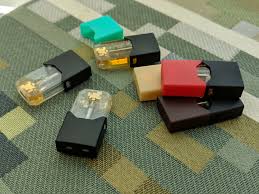 Each juulpod contains ~0.7ml with 5% nicotine by weight. Juul Fails To Remove All Of Youth S Favorite Flavors From Stores